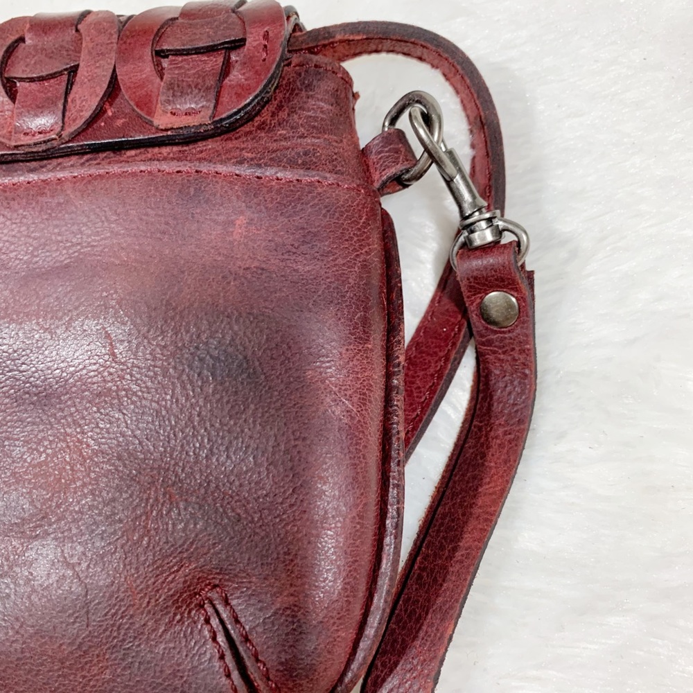NEW Patricia Nash Baku Leather Crossbody Clutch in Red - Picture 7 of 12